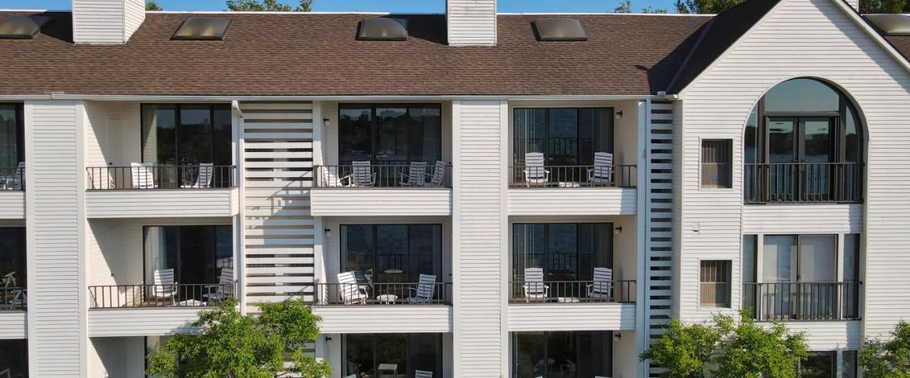 359 Edgewater Inn Charlevoix Dış mekan fotoğraf