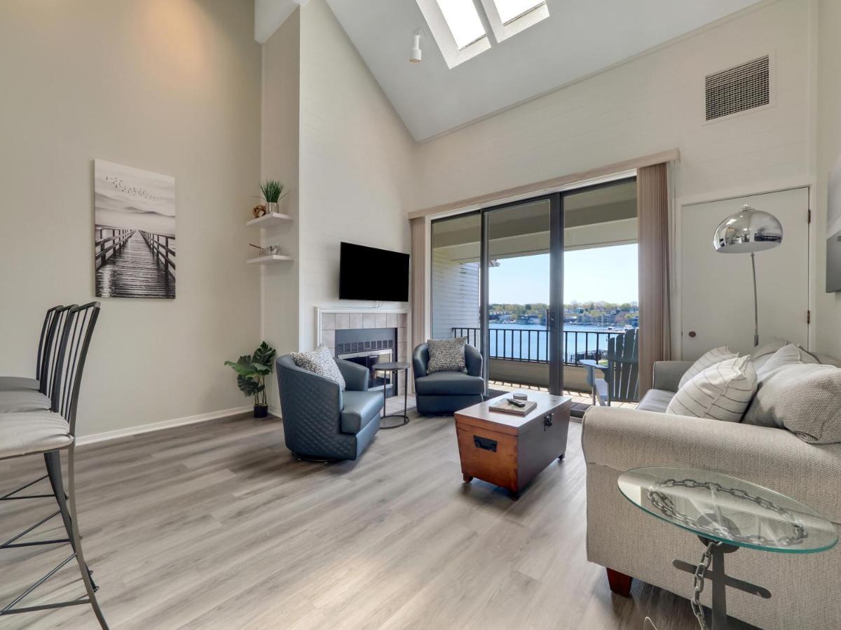 359 Edgewater Inn Charlevoix Dış mekan fotoğraf