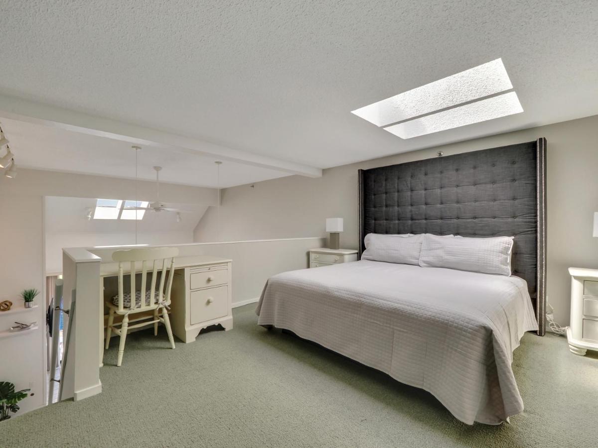 359 Edgewater Inn Charlevoix Dış mekan fotoğraf